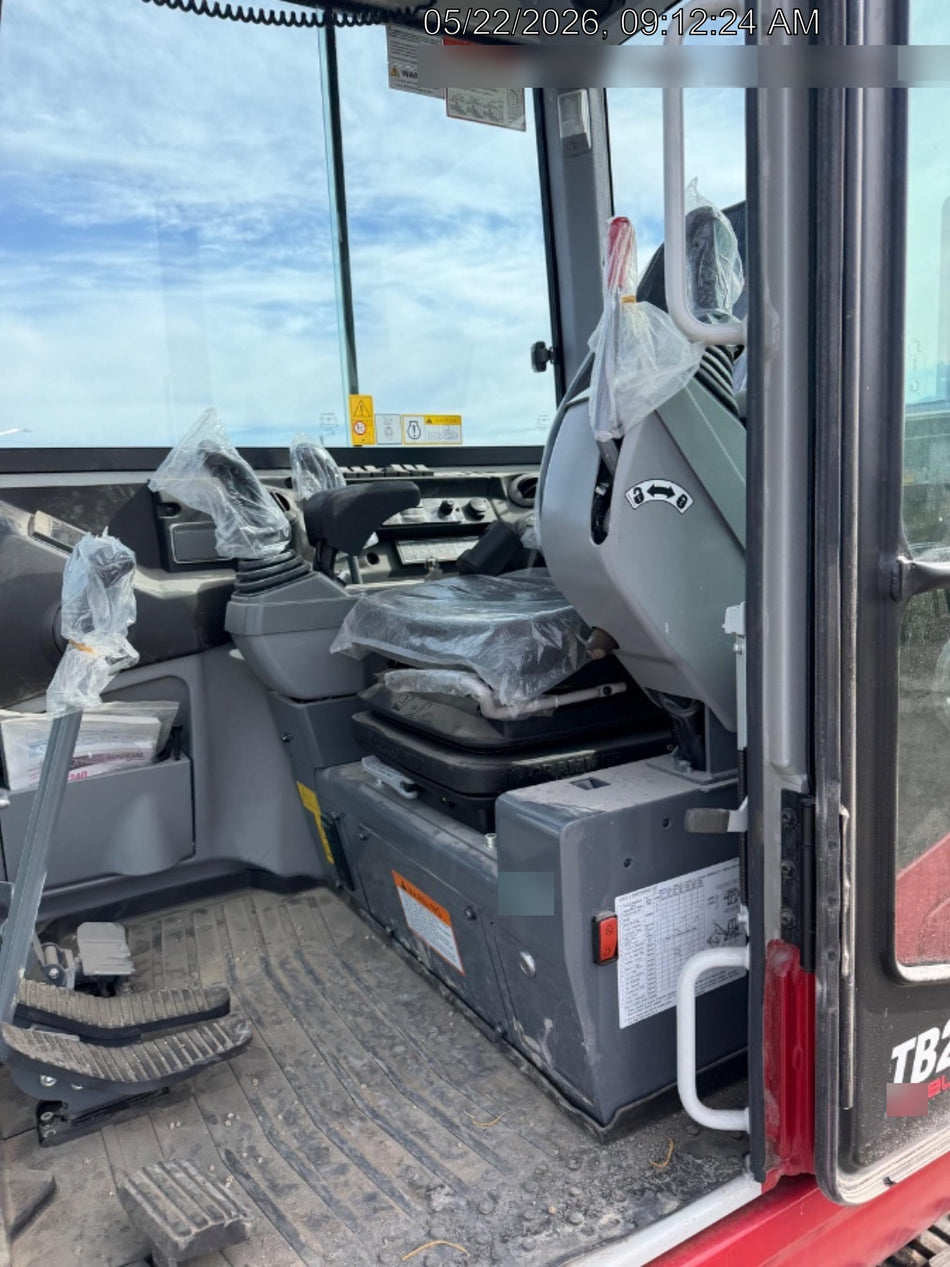 2024 TAKEUCHI TB335R2-CR