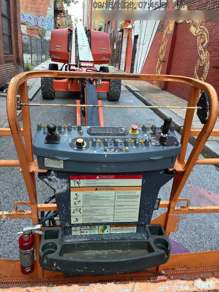 2021 JLG 660SJ