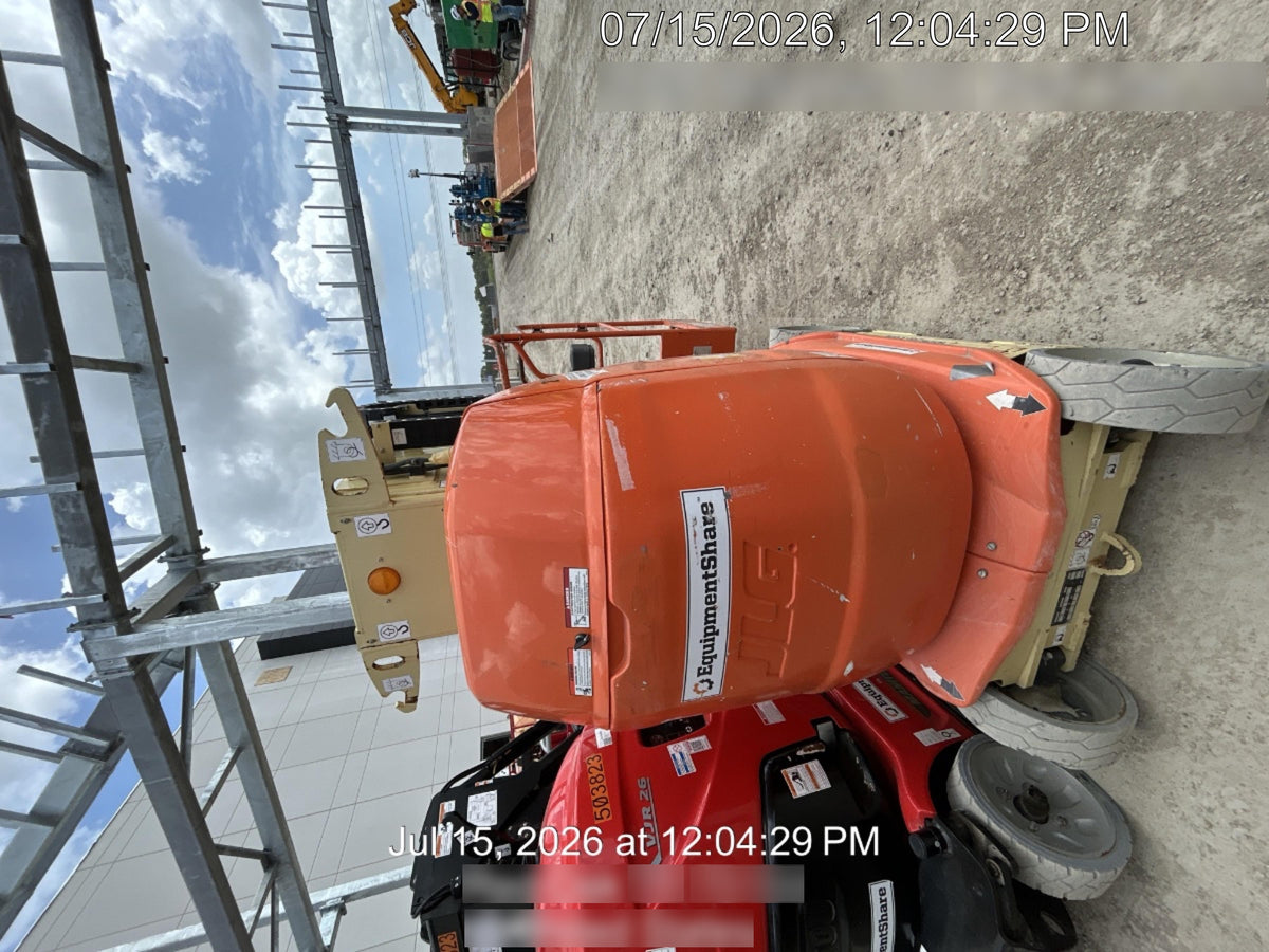 2022 JLG 26E