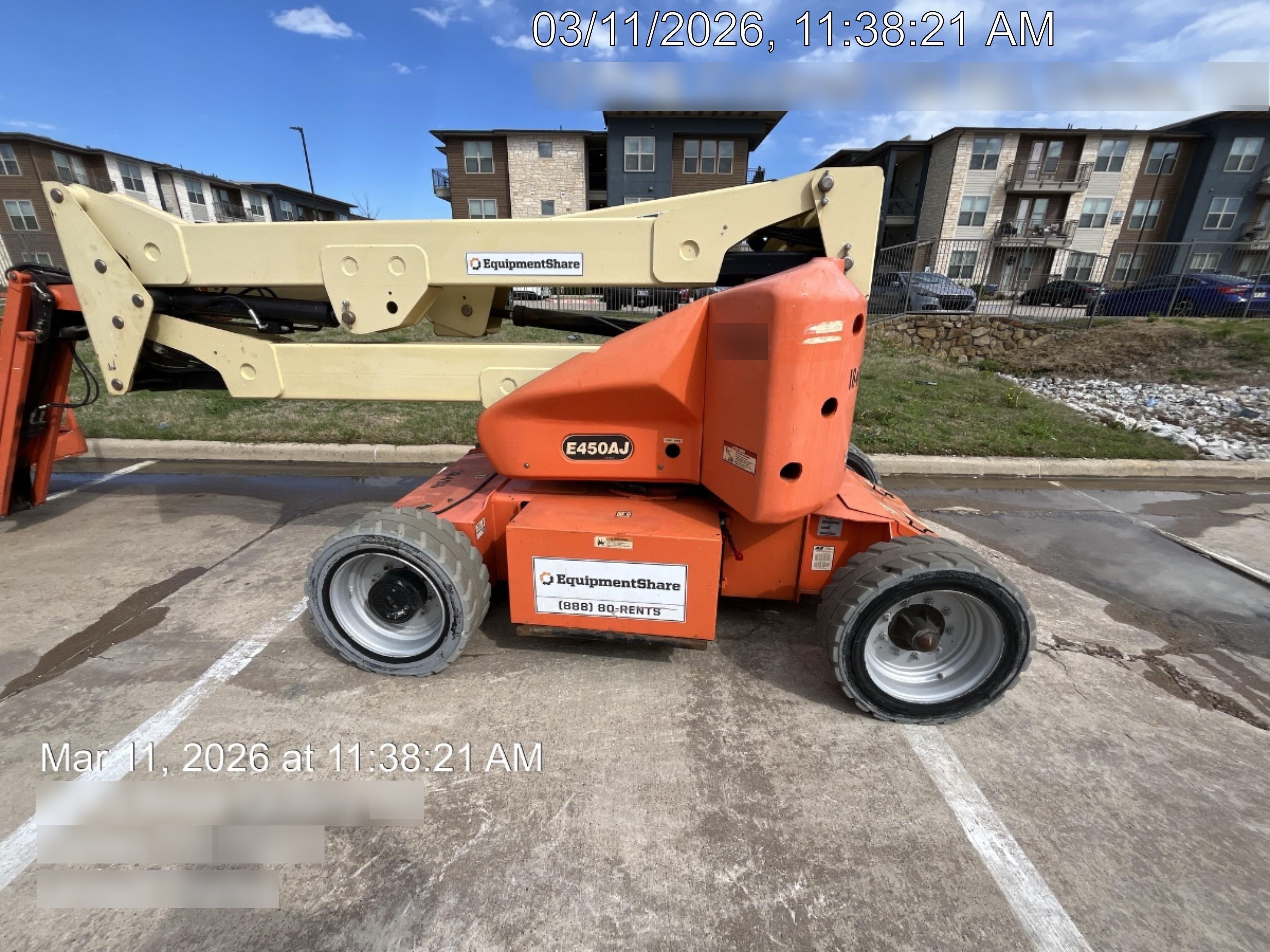 2019 JLG E450AJ