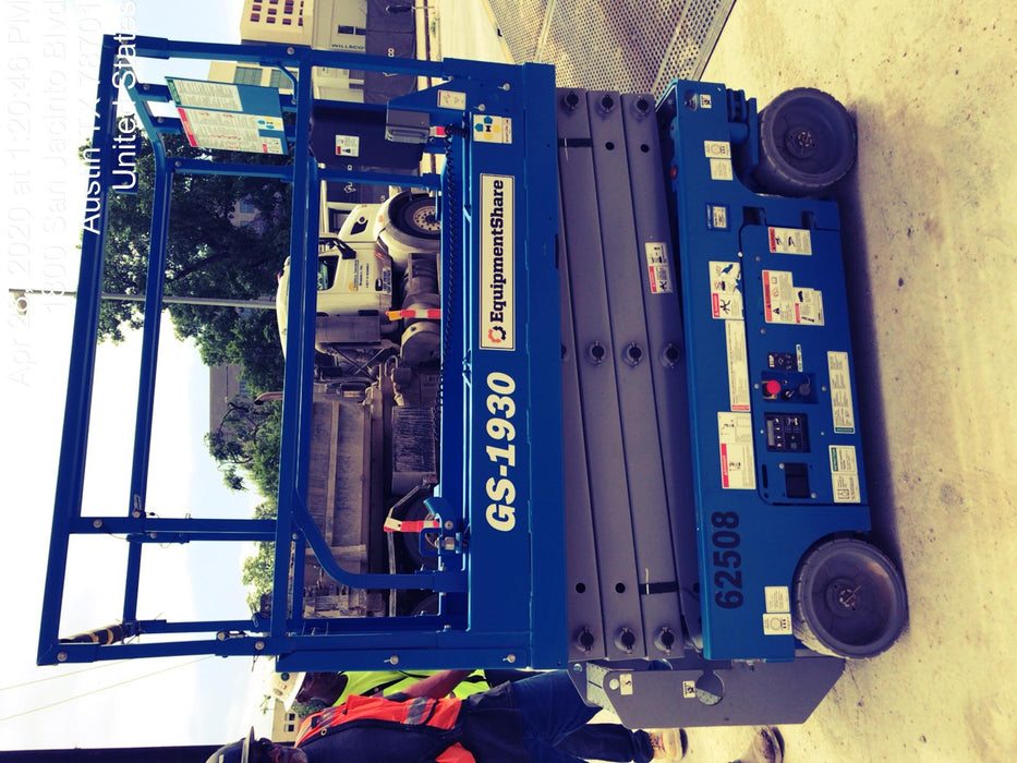 2020 Genie GS-1930 Solid Non Marking Tires, Beacon, Folding rails with half height swing gate