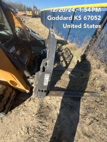 2022 PALADIN 48" Pallet Forks - Paladin