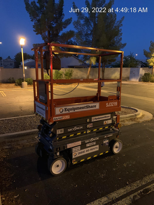 2021 SKYJACK SJ3219