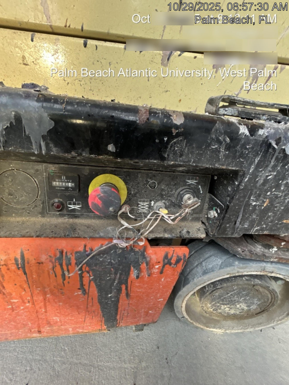 2022 JLG ES1932