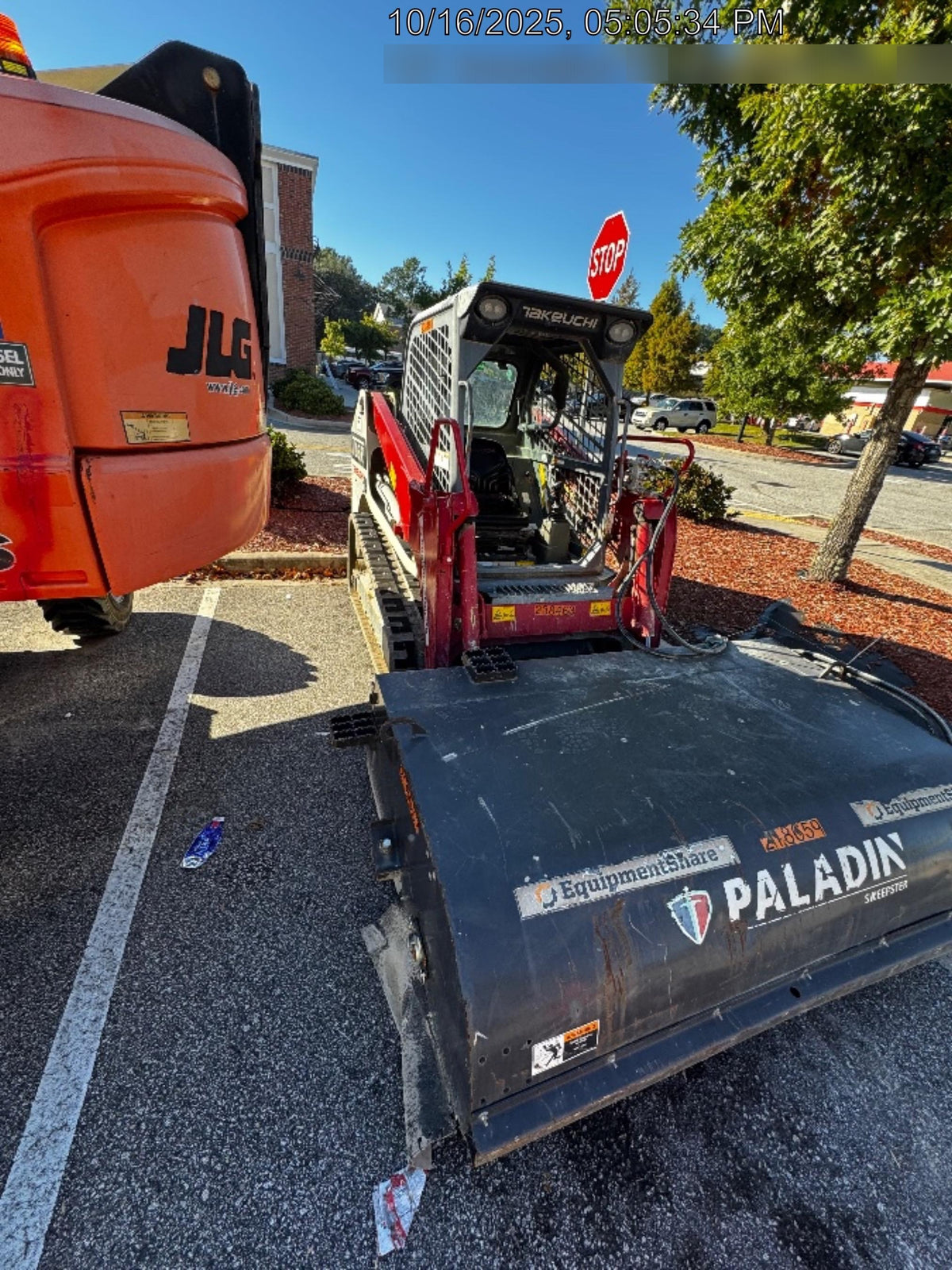 2022 PALADIN Sweepster SB72