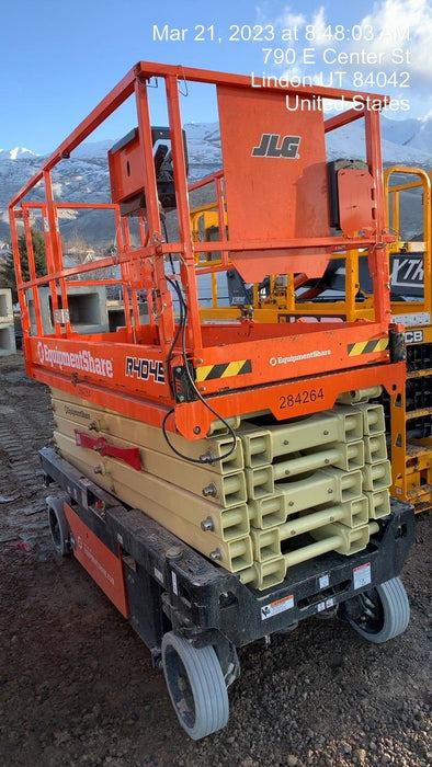 2022 JLG R4045