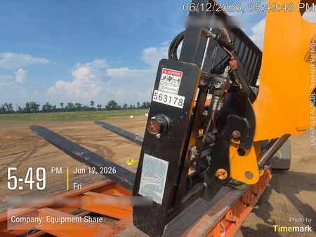 2025 JCB 400/F7377