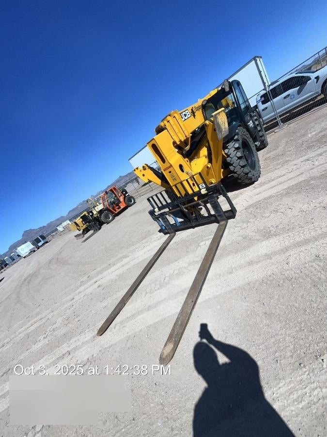 2025 JCB 512-56