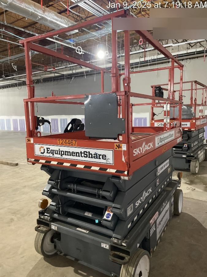 2021 SKYJACK SJ4732