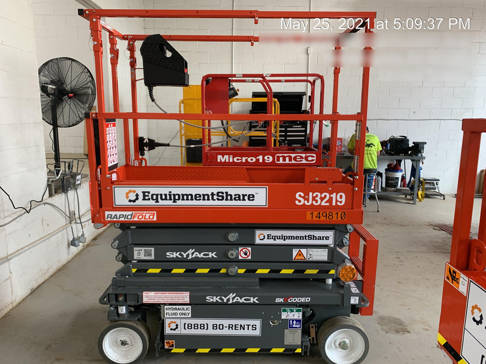 2021 SKYJACK SJ3219