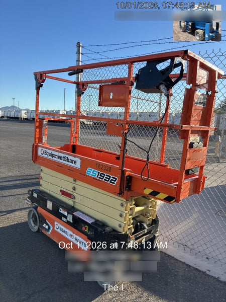 2021 JLG ES1932