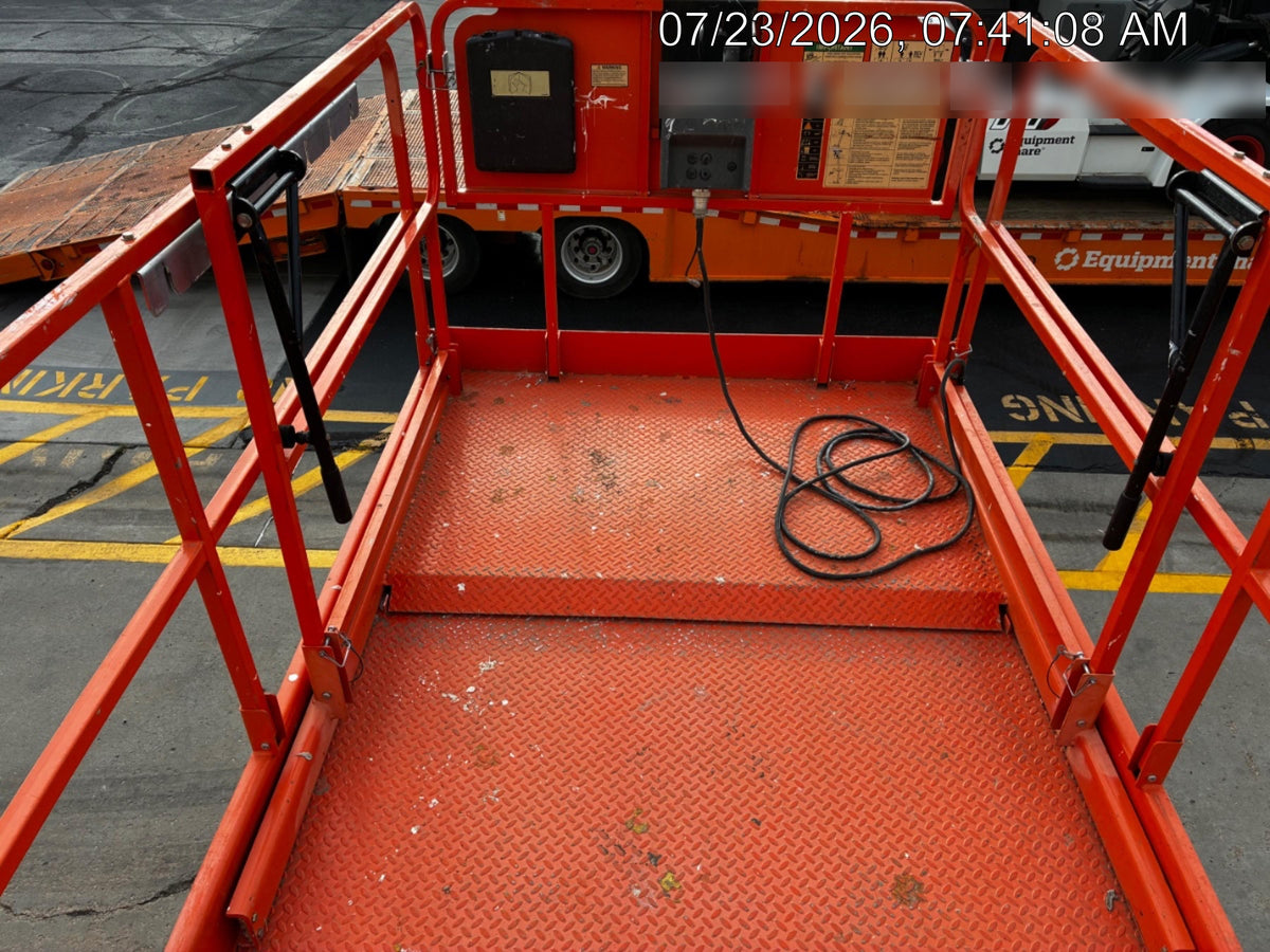 2021 JLG 4069LE