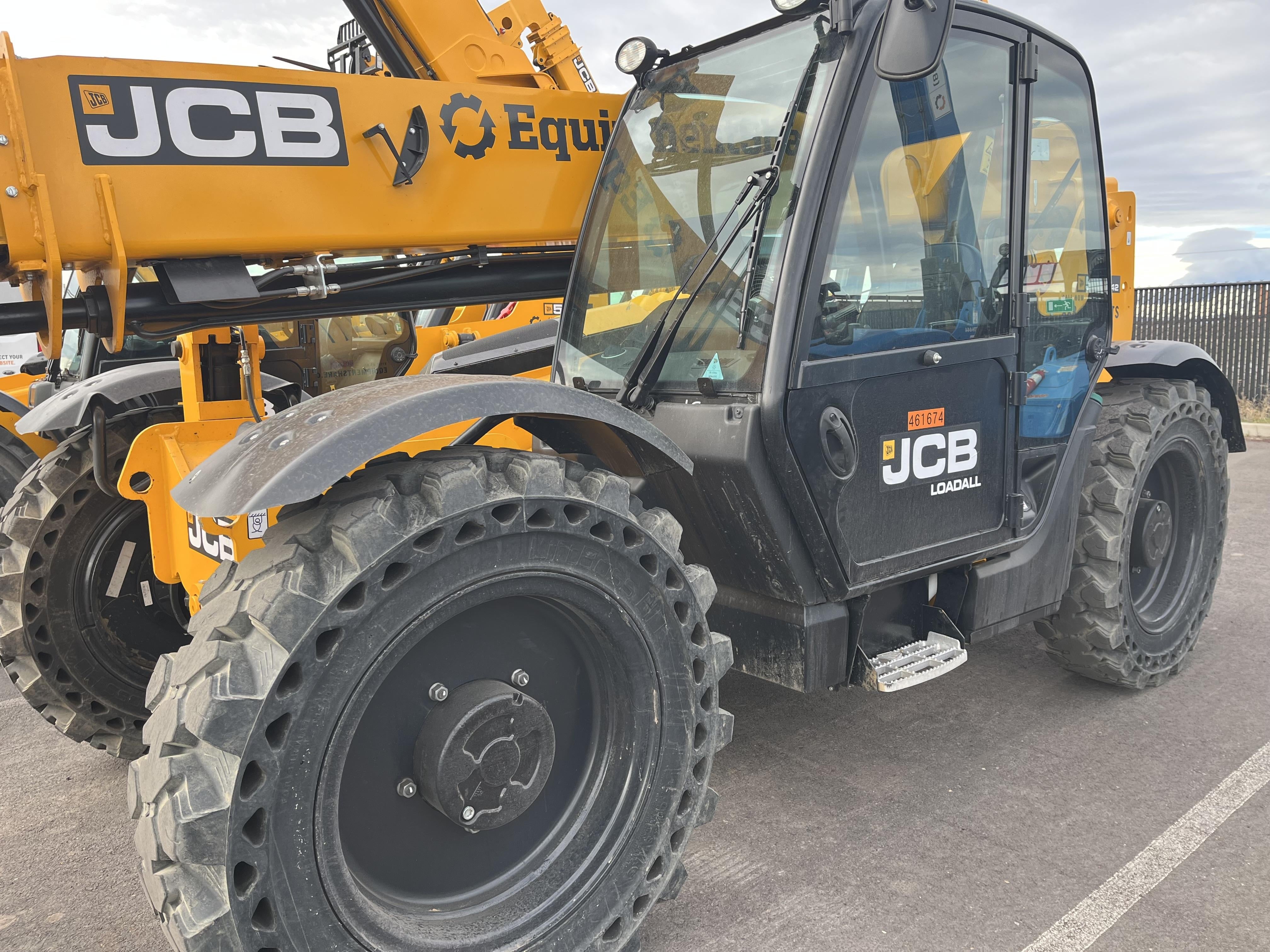 2024 JCB 509-42