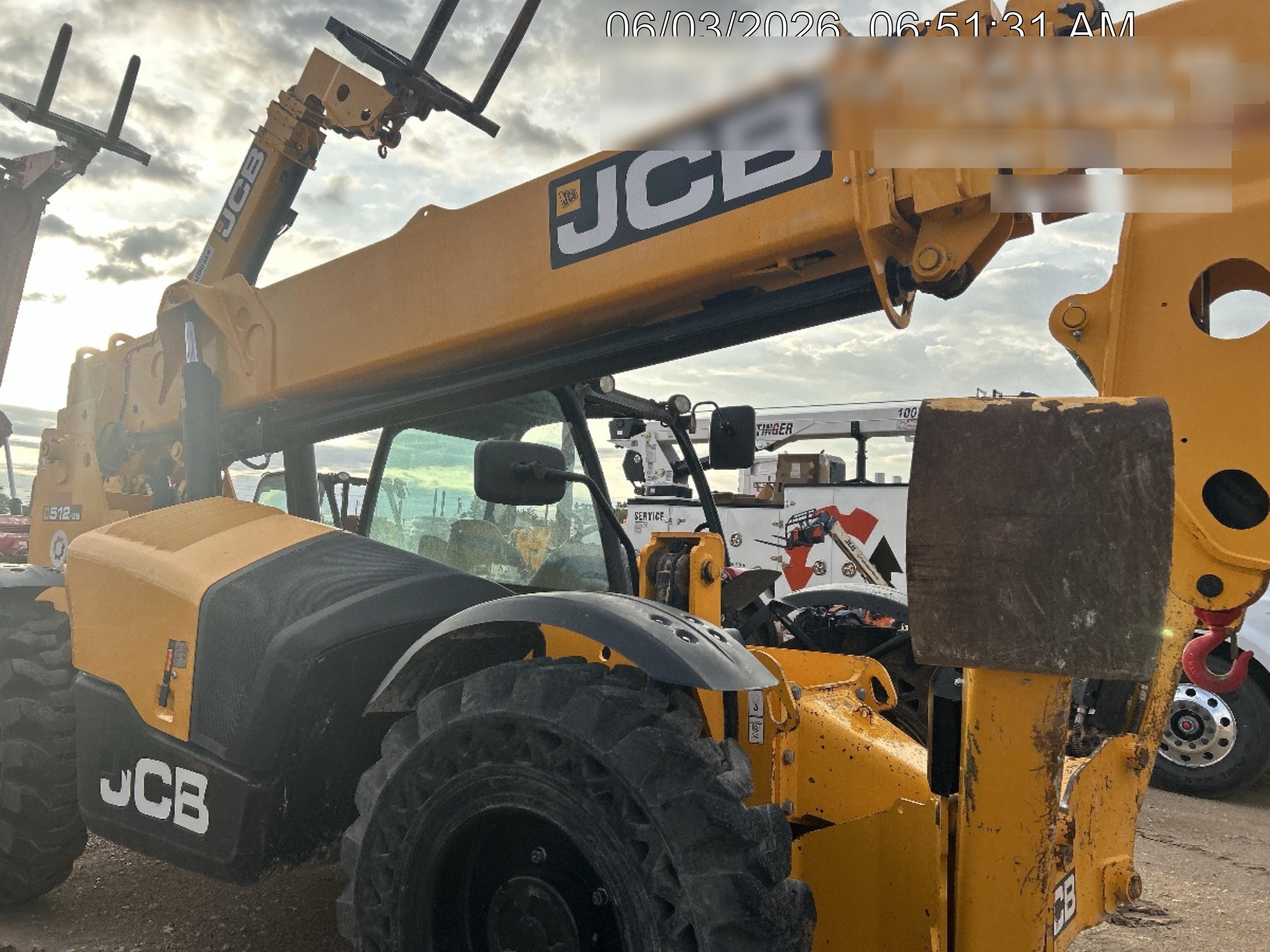 2023 JCB 512-56