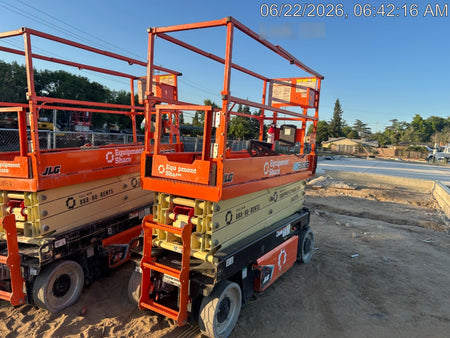 2022 JLG ES2632