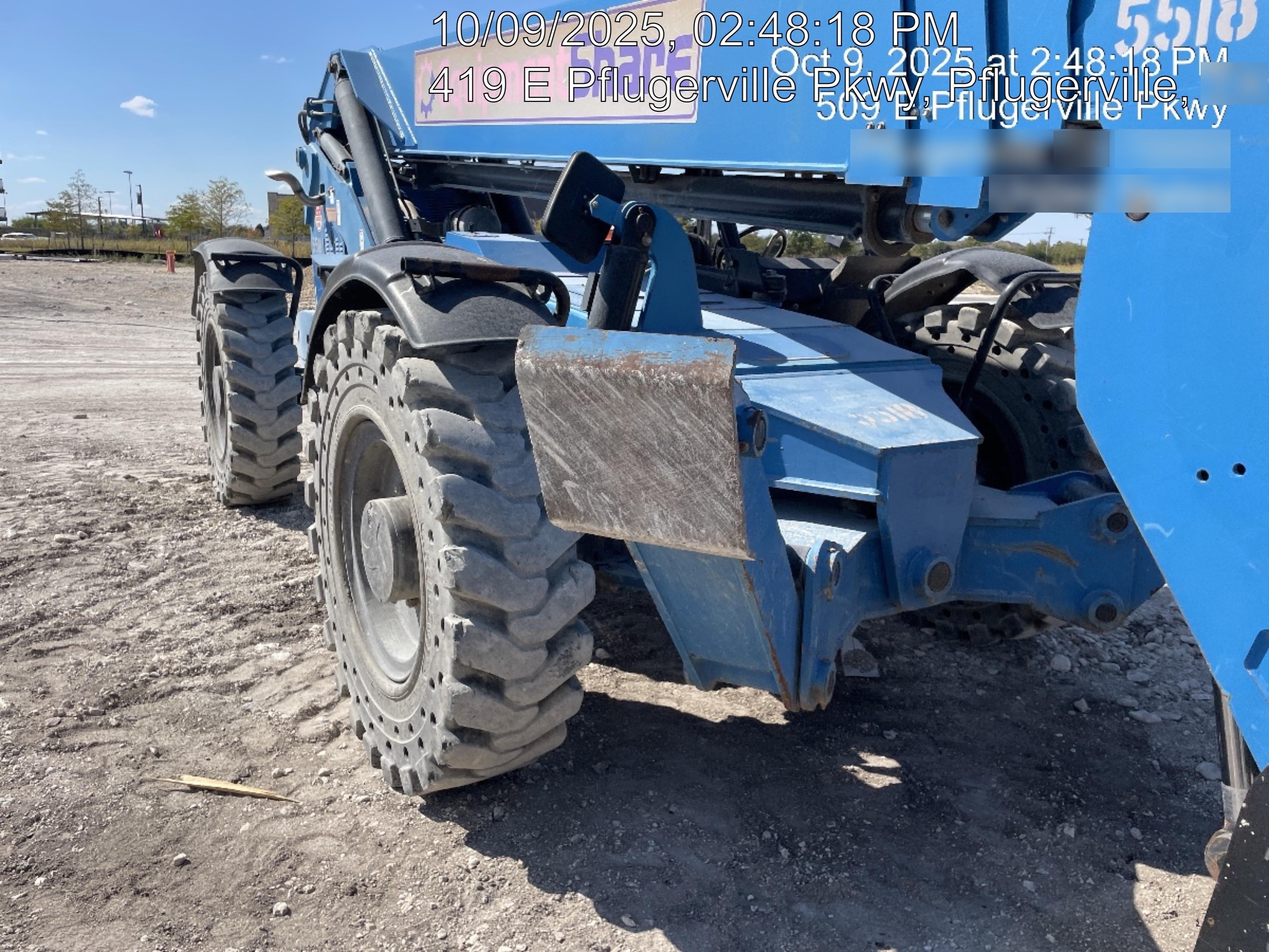 2017 GENIE GTH-1056