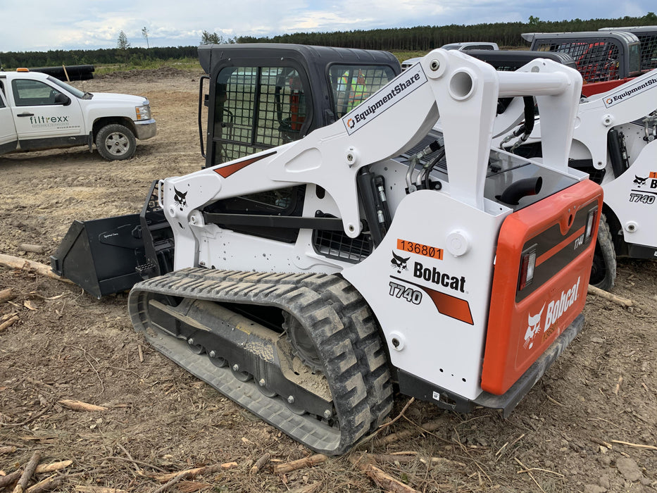 2021 BOBCAT T740