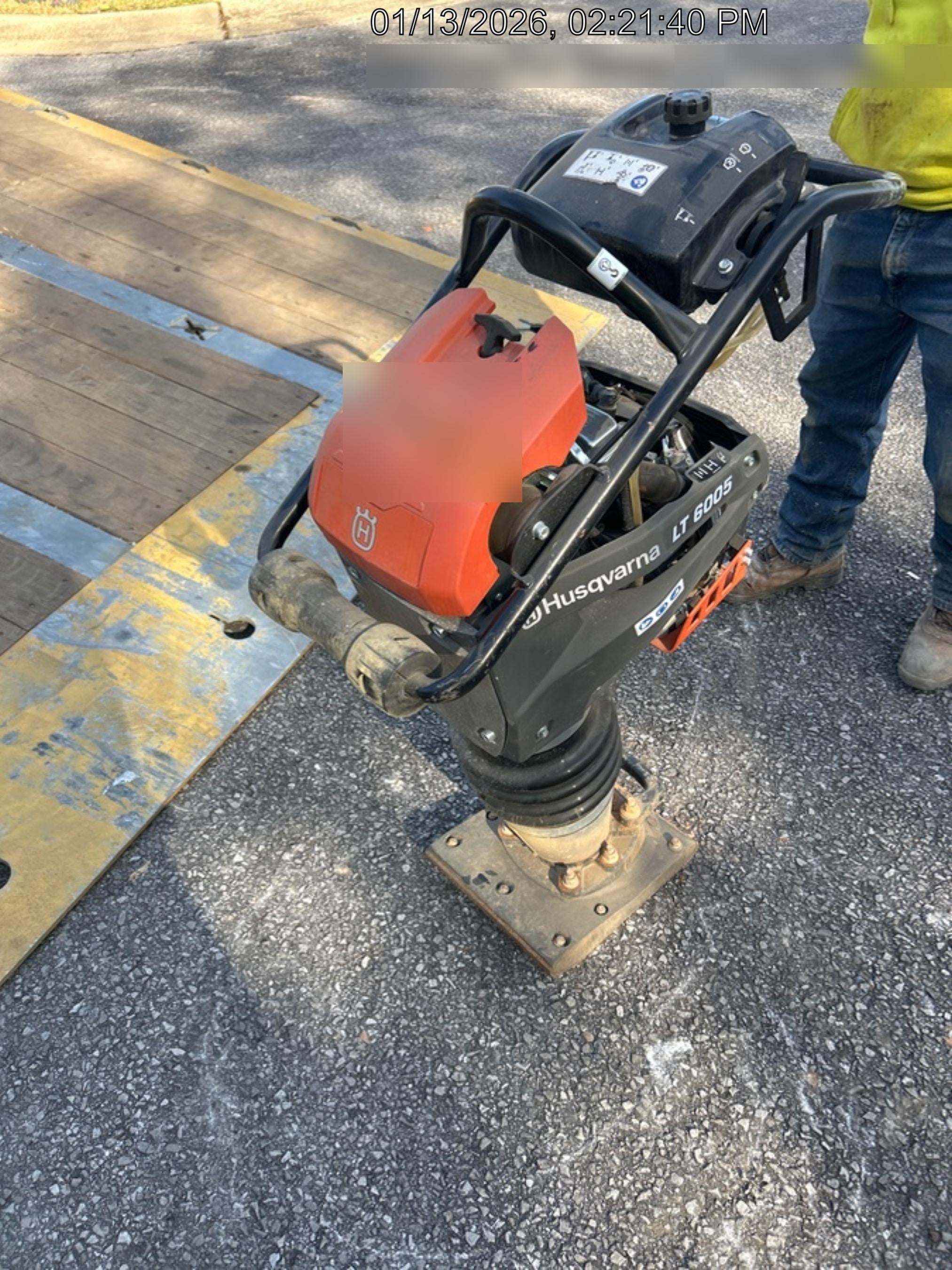 2024 HUSQVARNA LT6005