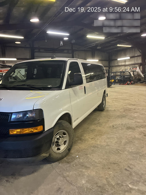 2023 CHEVROLET Express Van - Rental
