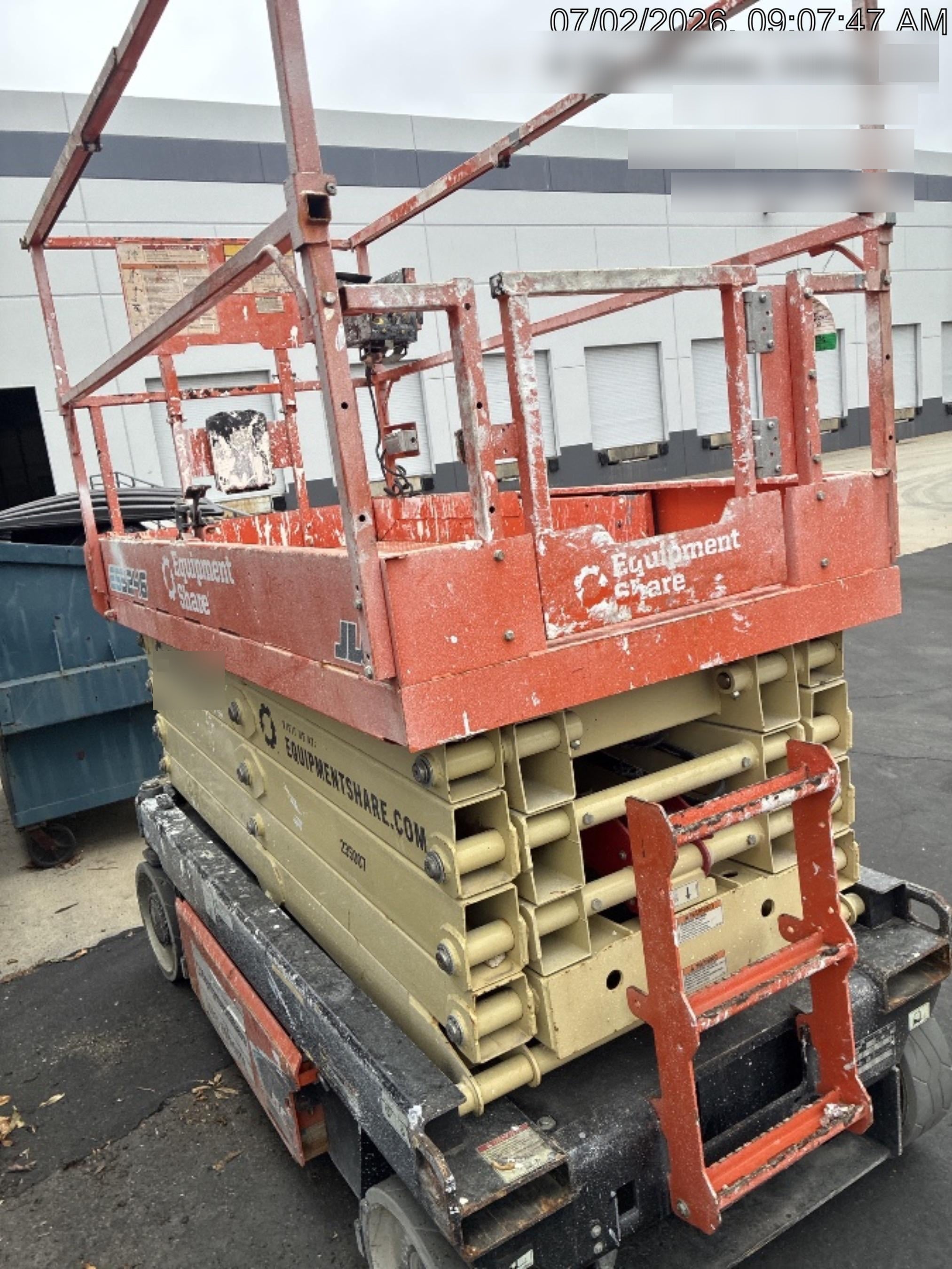 2022 JLG ES3246