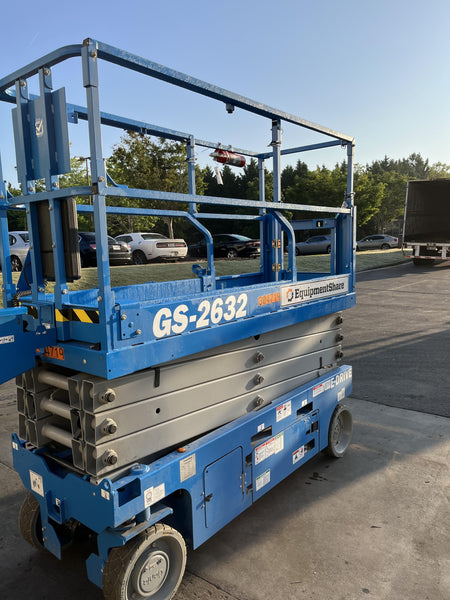 2023 GENIE GS-2632
