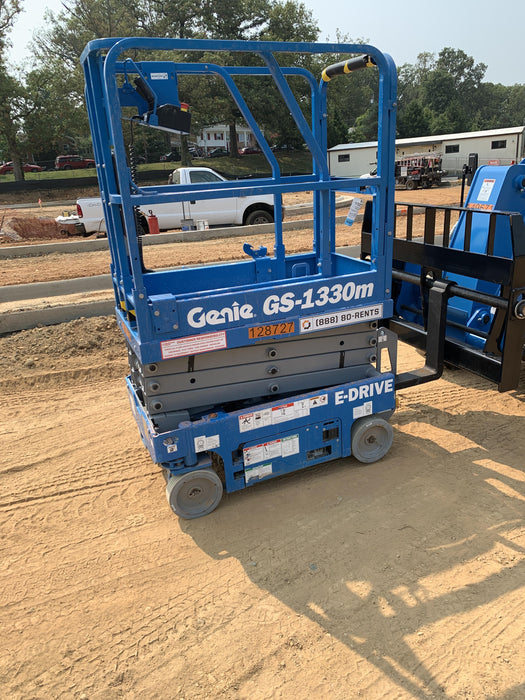 2021 GENIE GS-1330m