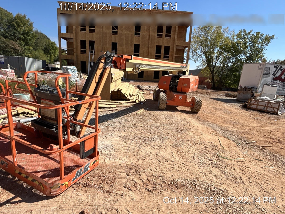 2022 JLG 860SJ