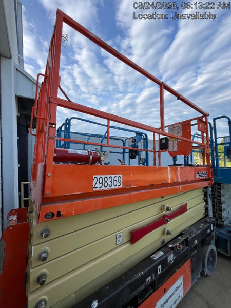 2023 JLG R4045