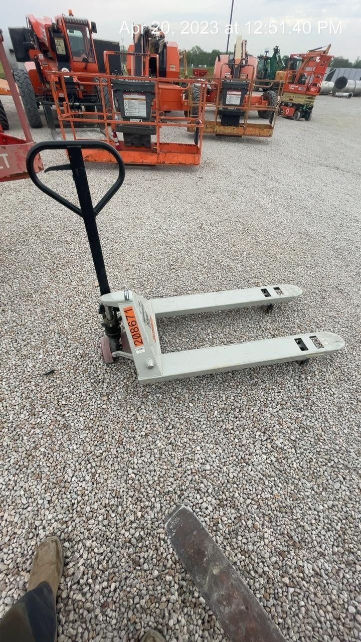 2022 STRONGWAY 5500 lb Pallet Jack