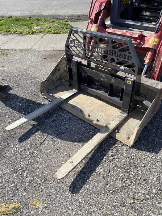 2022 PALADIN 48" Pallet Forks - Paladin