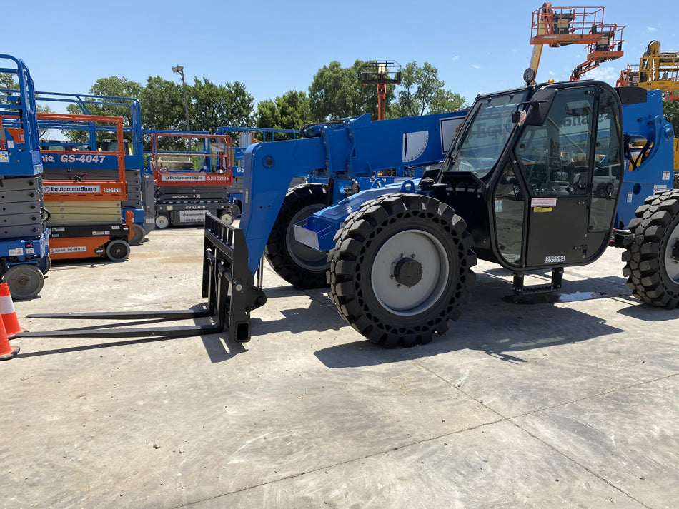 2022 GENIE GTH-636
