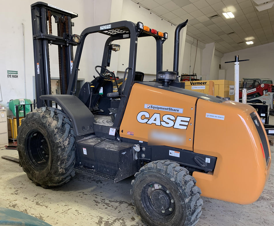 2023 CASE 588H