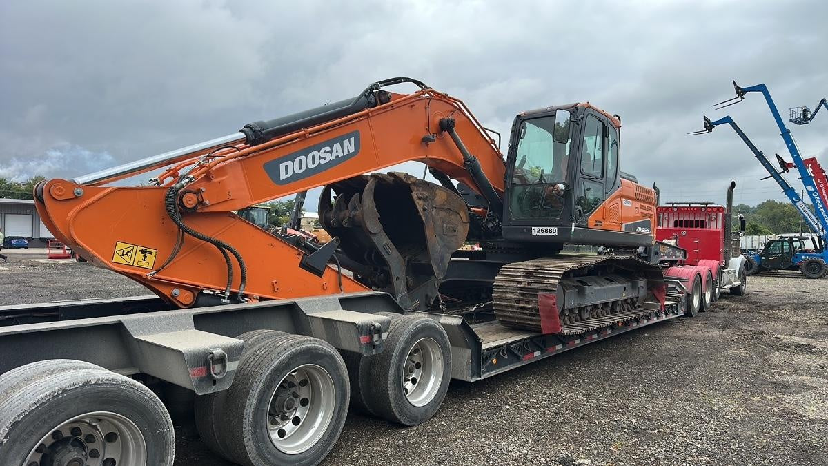 2021 DOOSAN DX225LC-5