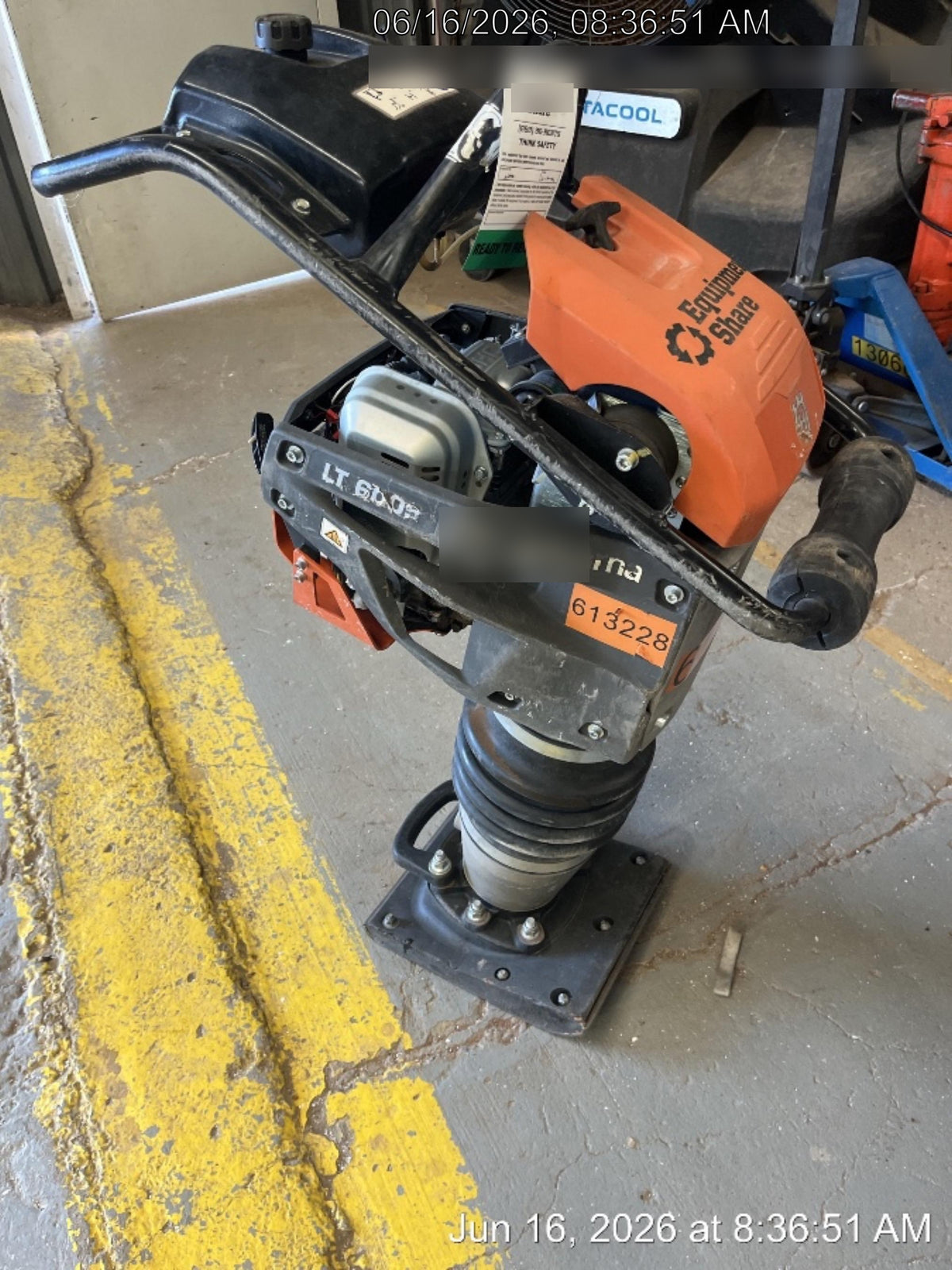 2025 HUSQVARNA LT6005