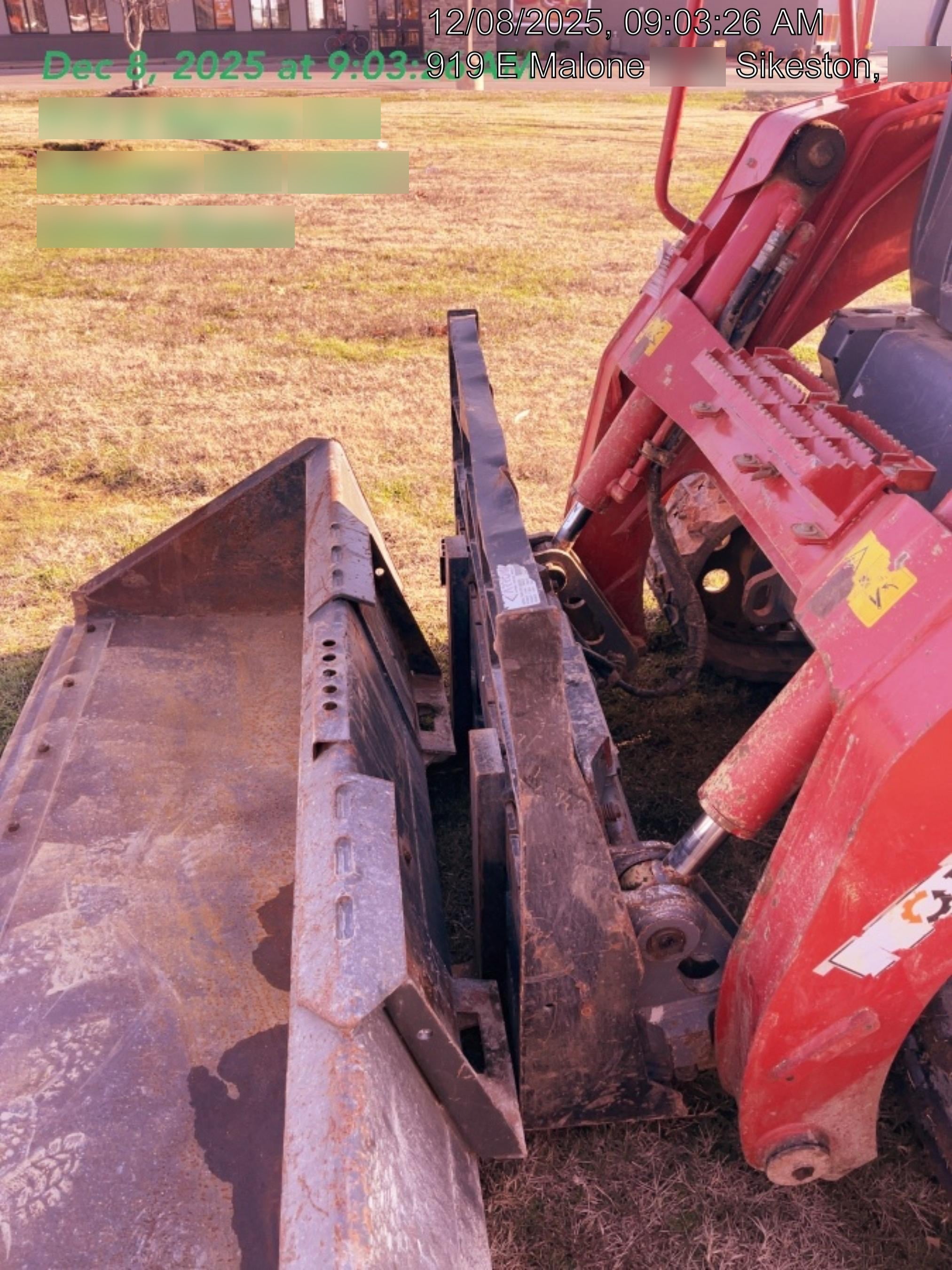 2022 ARROW MATERIAL HANDLING 48" Pallet Forks - Arrow
