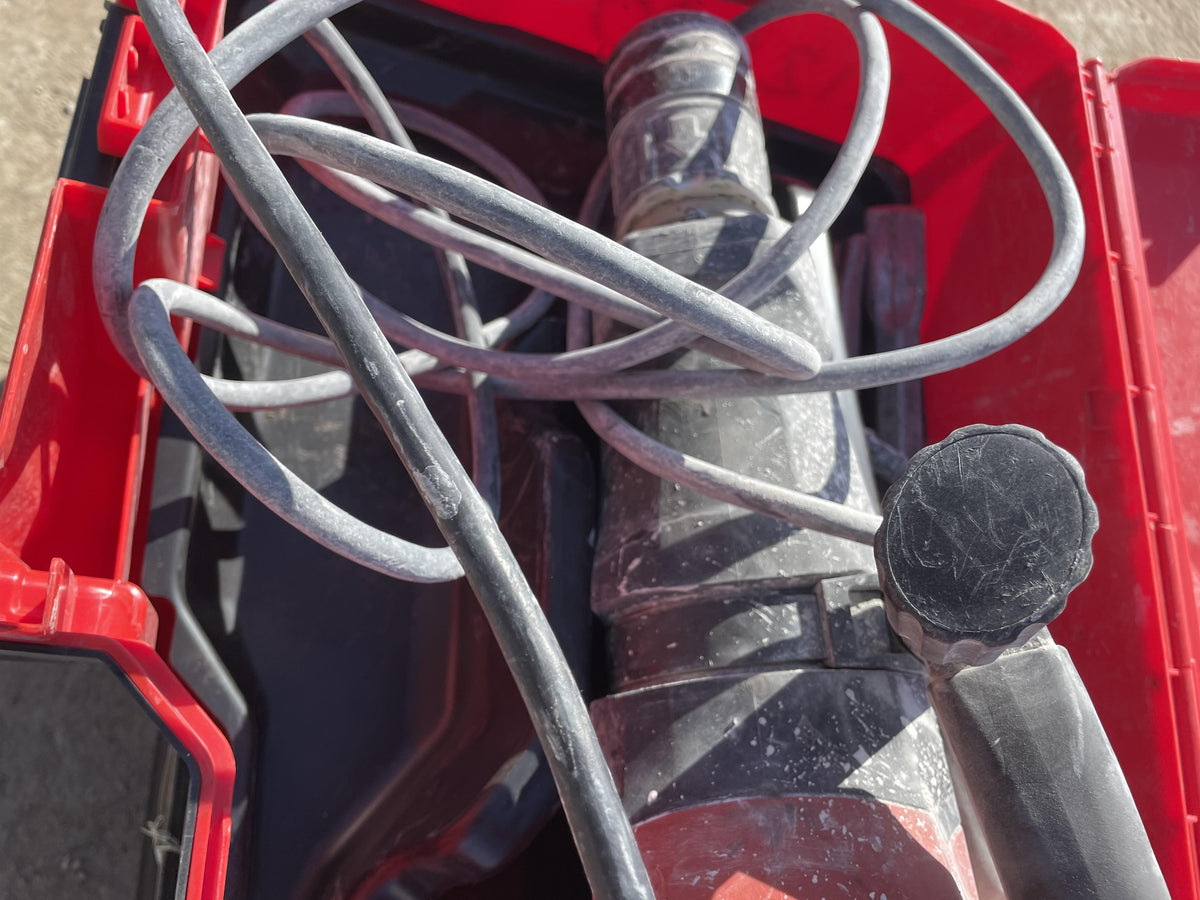 2022 HILTI TE 1000-AVR