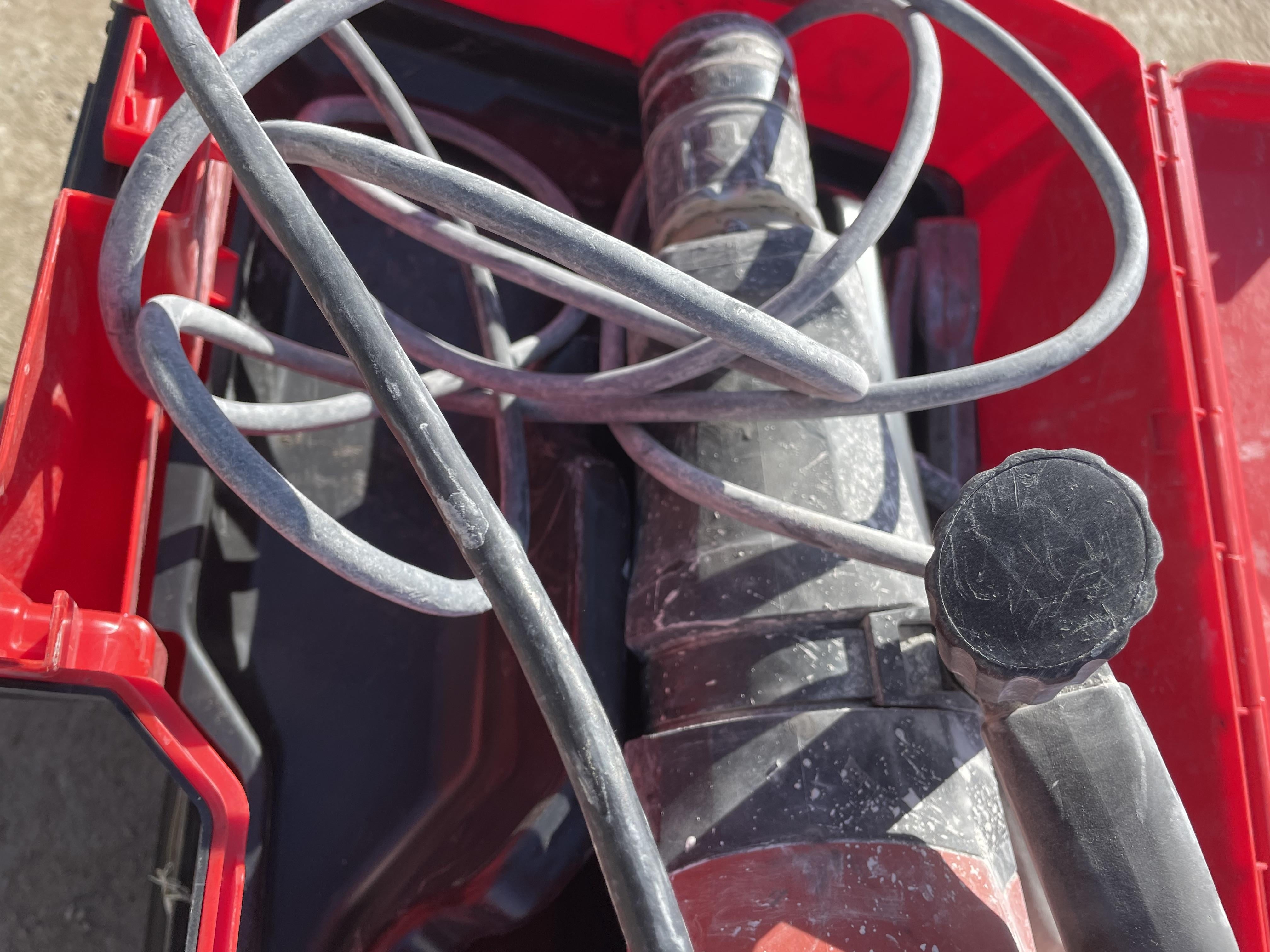 2022 HILTI TE 1000-AVR