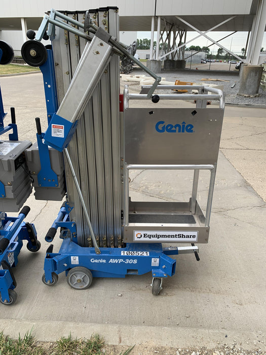 2020 GENIE AWP-30S