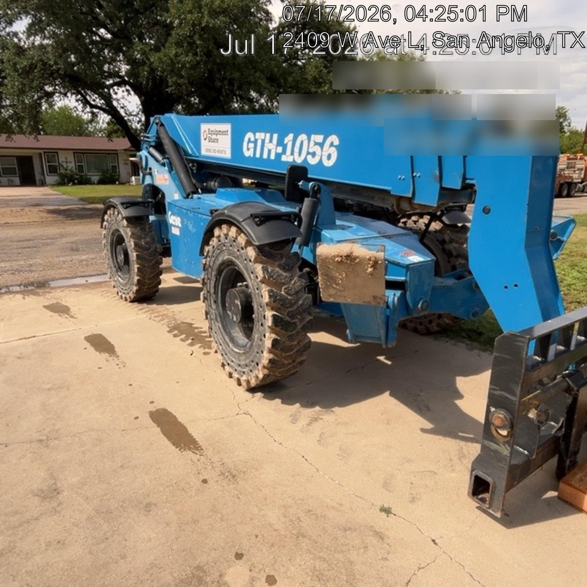 2017 Genie GTH-1056 Genie GTH1056, Solid Tires, 60" carriage, Light Kit, Open ROPS