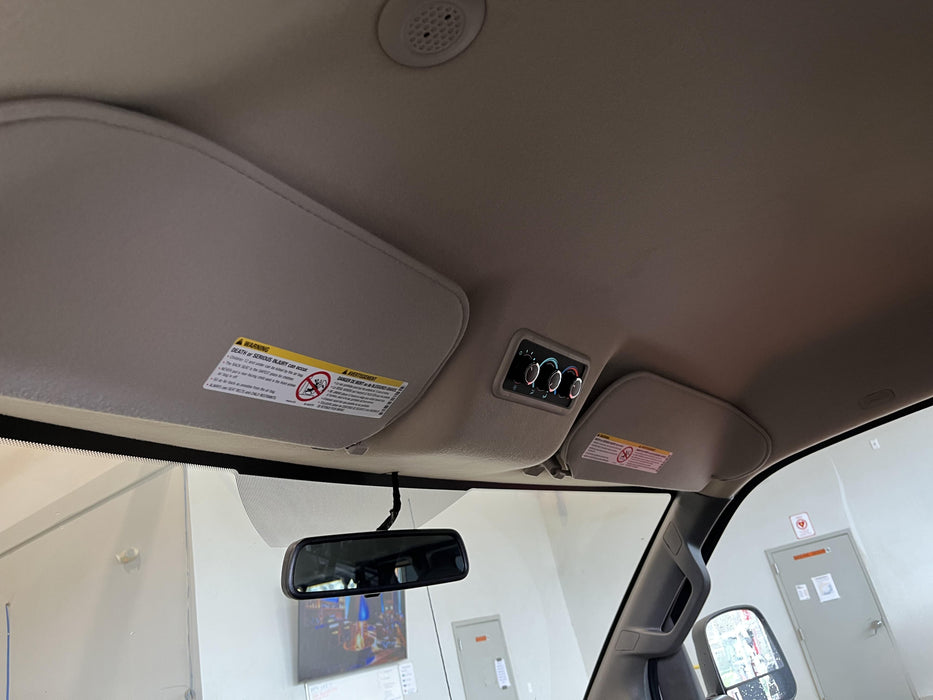 2023 CHEVROLET Express Van - Rental