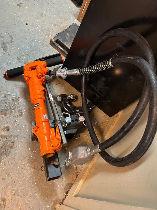 2023 MICHIGAN PNEUMATIC ES-TPB30-1-TRACKER