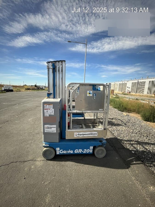 2019 GENIE GR-20
