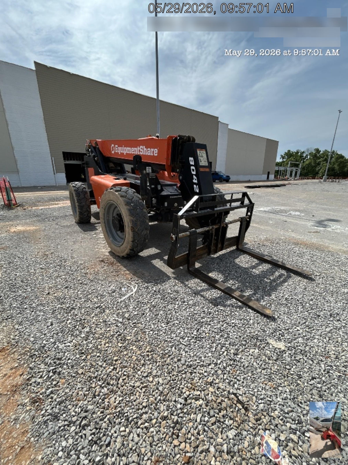 2023 SKYTRAK 8042