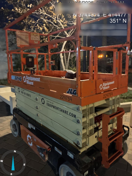2022 JLG ES3246