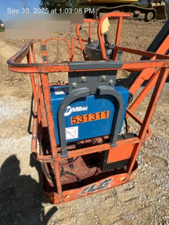 2025 MILLER ELECTRIC CST-282