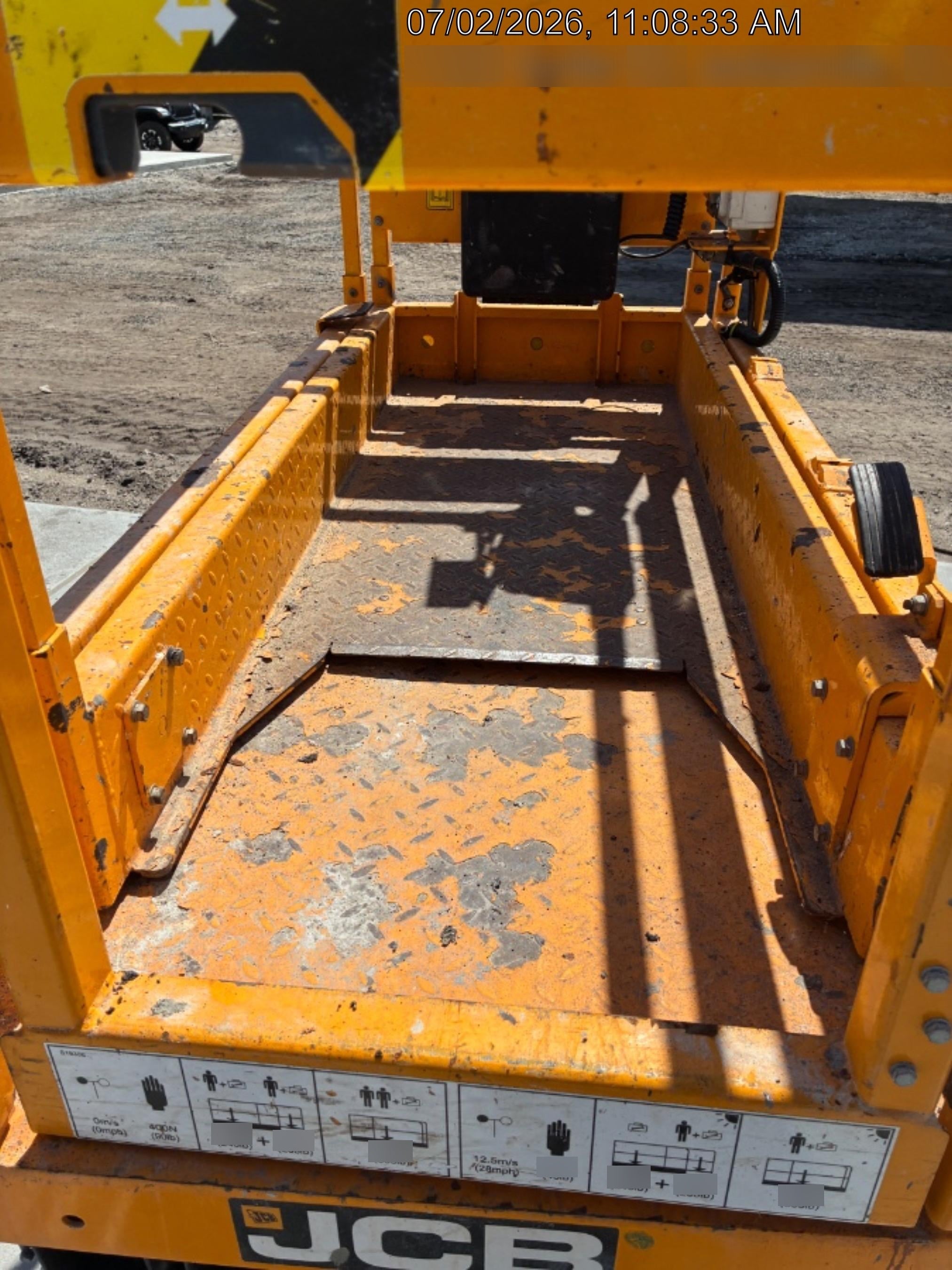 2024 JCB S1932E