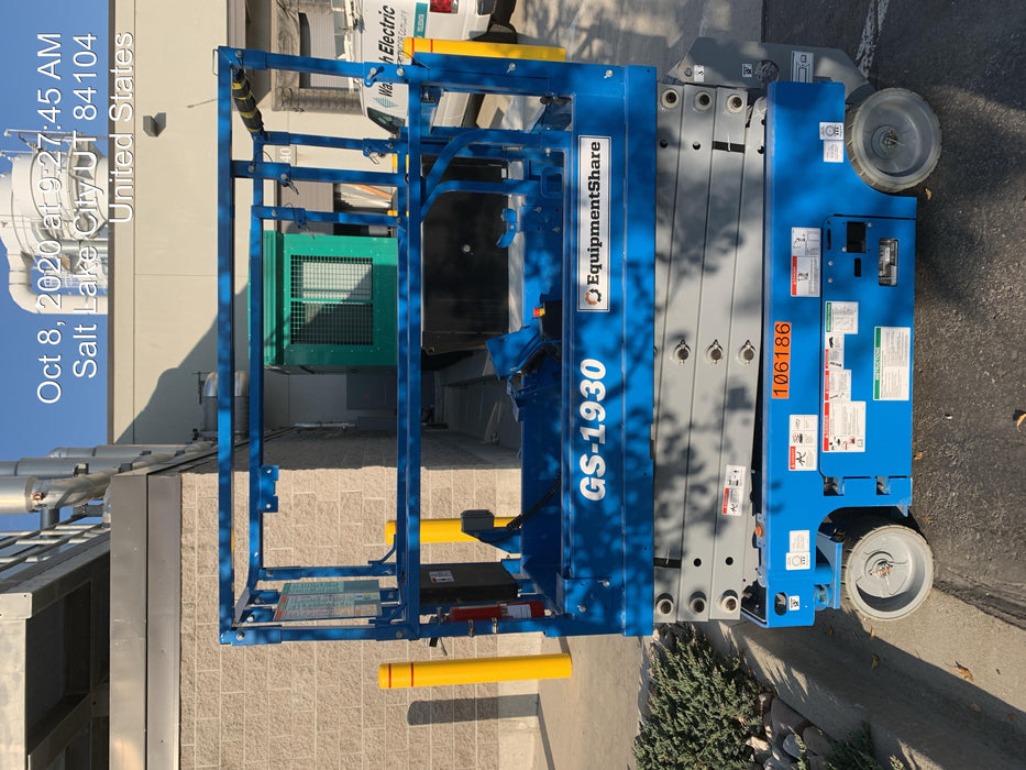 2020 Genie GS-1930 Solid Non Marking Tires, Beacon, Folding rails with half height swing gate, 800W Inverter