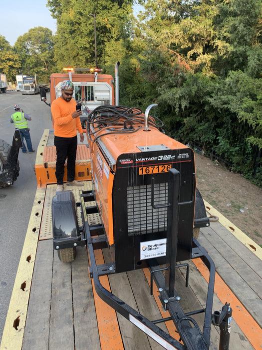 2021 Lincoln Electric Vantage 322 Vantage 322 Ready Pak 3 w/ Decals, ORANGE (includes trailer, cable rack, fender light kit) NO Telematics