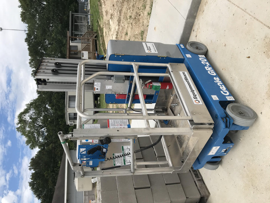 2019 GENIE GR-20