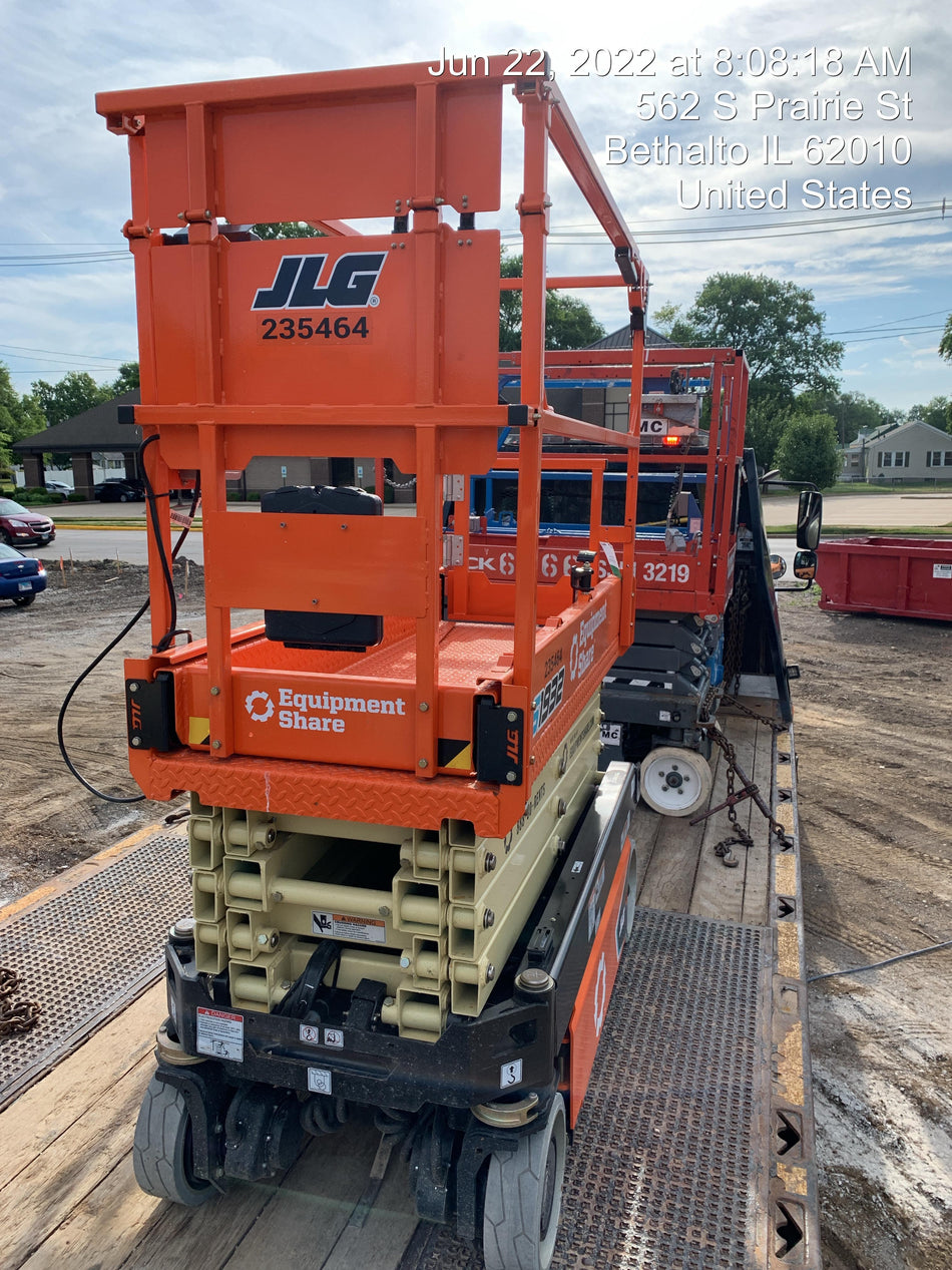 2022 JLG ES1932